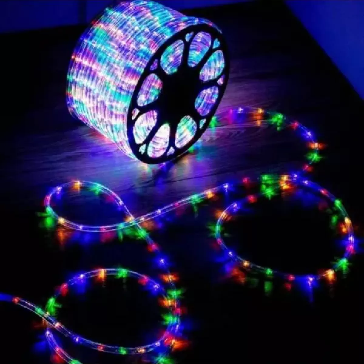 Rolo Mangueira de LED 100 Metros 11mm 24 leds/metro Colorida 220v