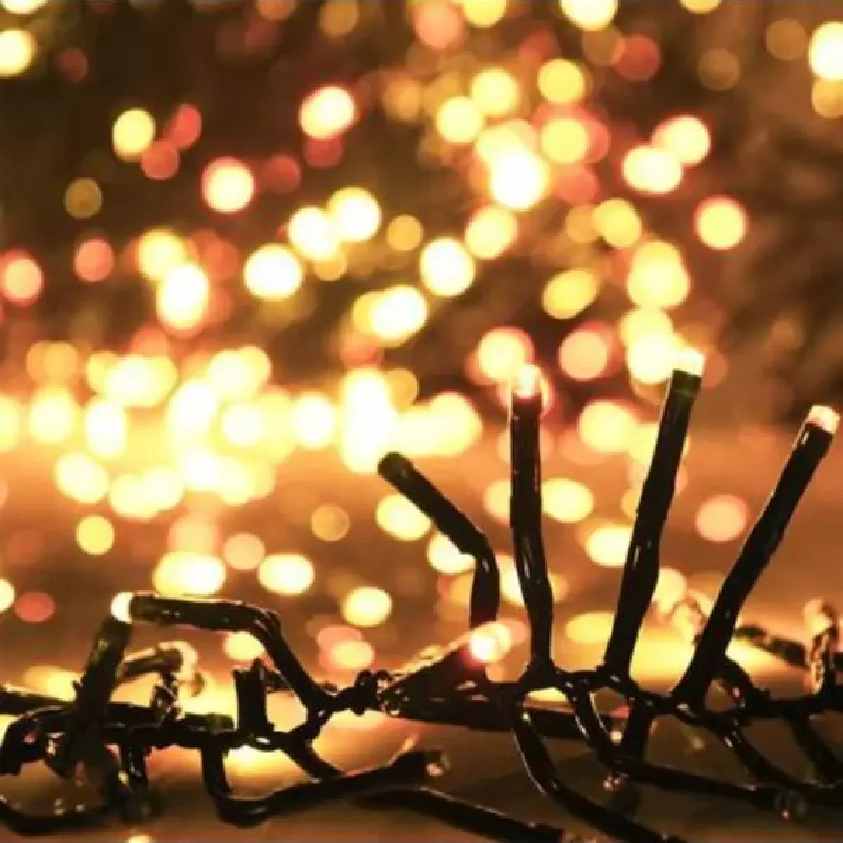 Cordão Festão LED 400 Leds - 10 Metros Branco Quente