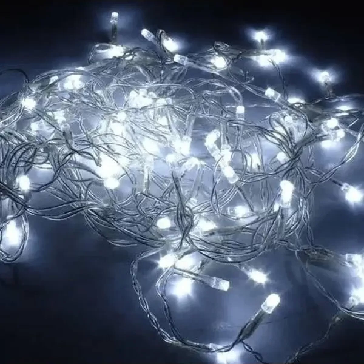 Kit 8 Unidades Pisca Pisca de LED Fixo Fio Transparente com 100 Leds Branco Frio Prova D'agua 220v - Fio 2.2mm
